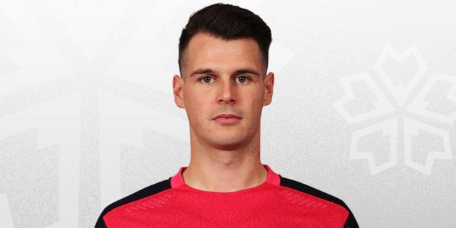 乐鱼网站-金元退潮!中后场球员成抢手货 中超列强目标变了